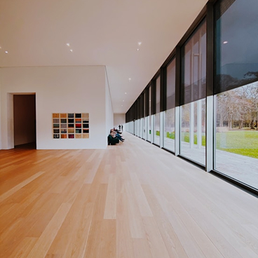 למה לבחור בנו